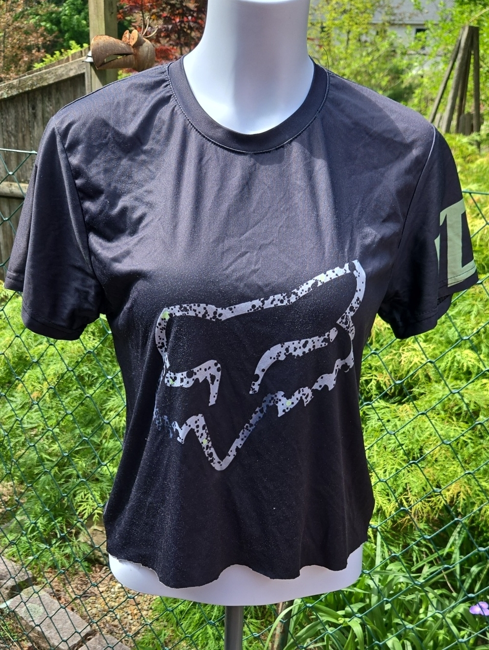 Fox Black T‑Shirt with Speckled Silver Fox Head